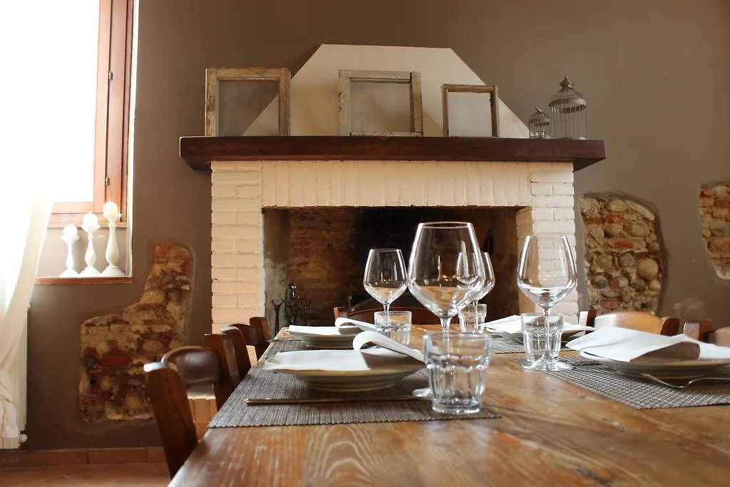 הוילה Burago di Molgora Agriturismo Cascina Magana 0*,  איטליה